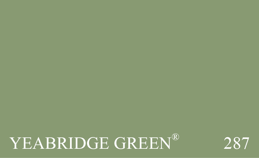 Couleur 287 Yeabridge Green : Un vert pur et frais dcouvert dans la cuisine d'une ferme de style Gorgien dans le Somerset, lorsque l'armoire  pistolets d'poque fut dplace.